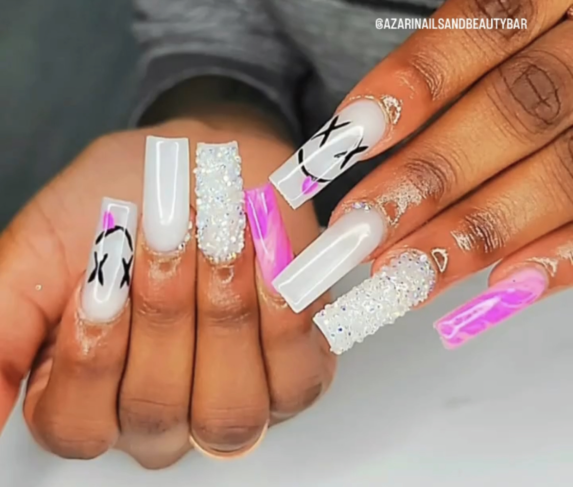 Azari Nails & Beauty Bar nail photo 5