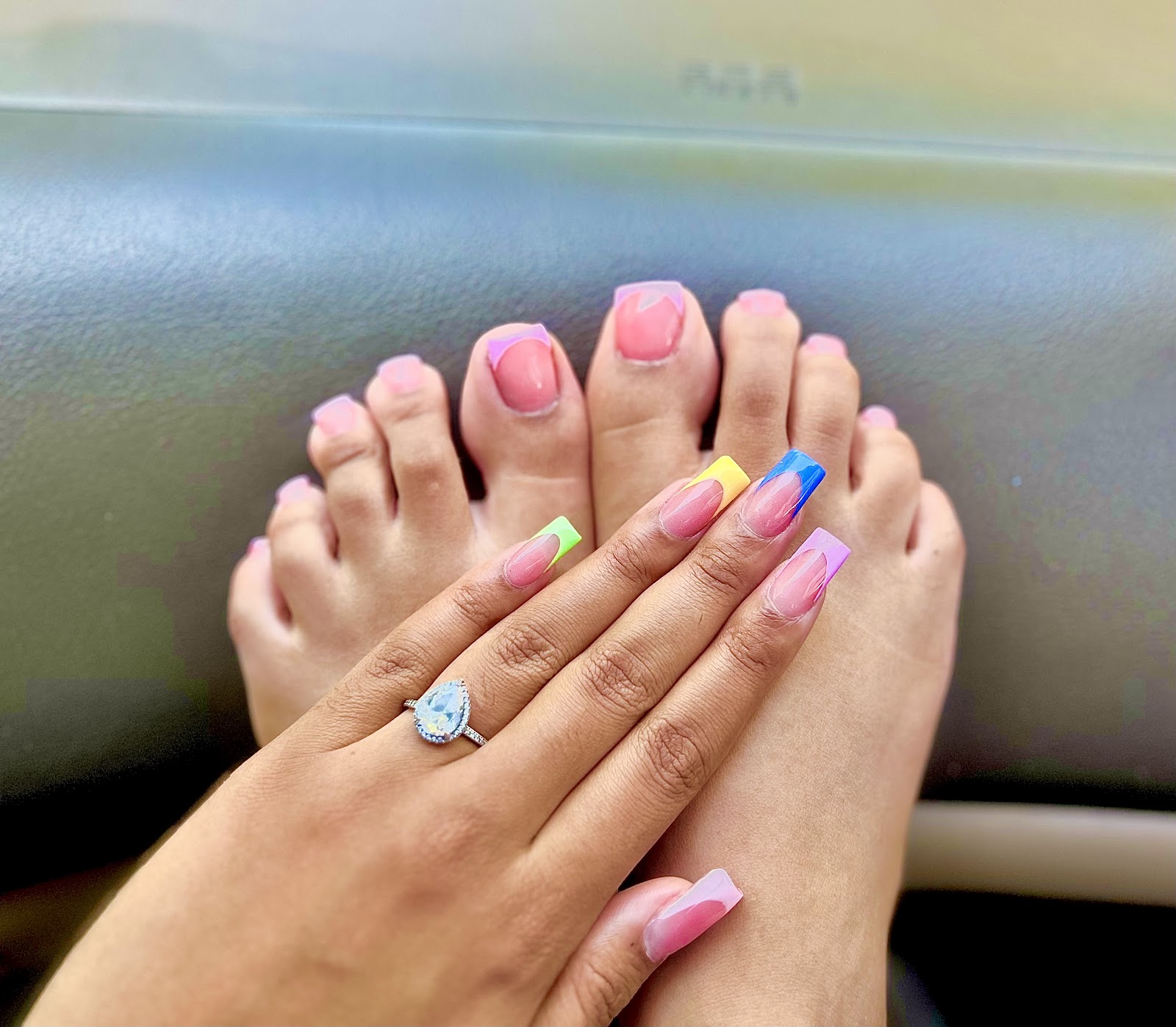 Azari Nails & Beauty Bar nail photo 7
