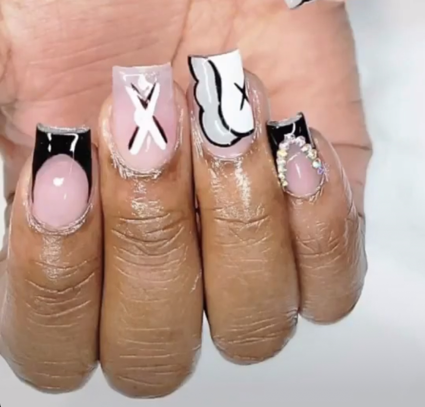 Azari Nails & Beauty Bar nail photo 8